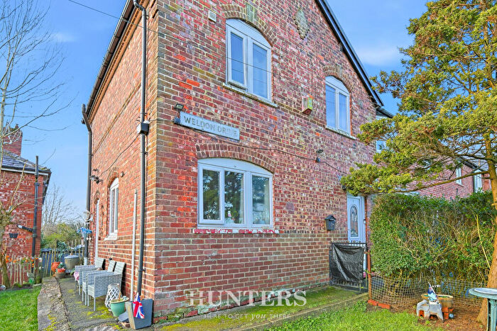 3 Bedroom End Of Terrace House For Sale In Weldon Drive, Blackely, Manchester, M9