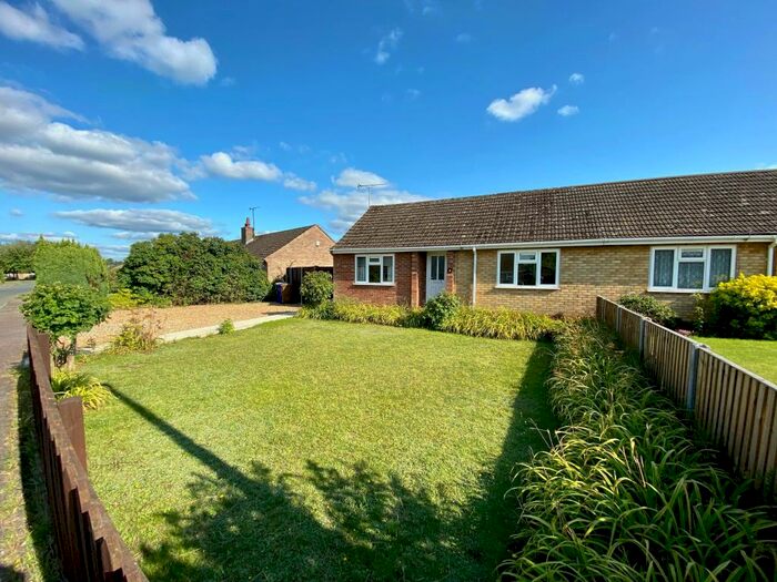2 Bedroom Semi-Detached Bungalow To Rent In Wingfield Avenue, Lakenheath, Brandon, IP27