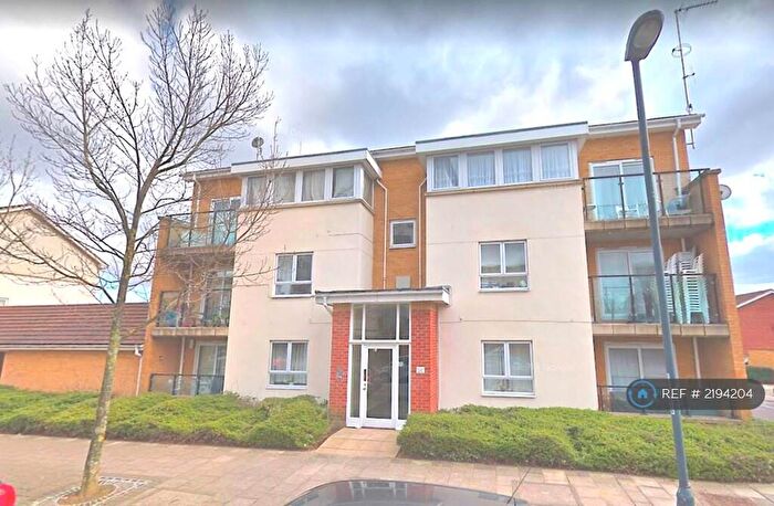 2 Bedroom Flat To Rent In Thamesmead West, London, SE28