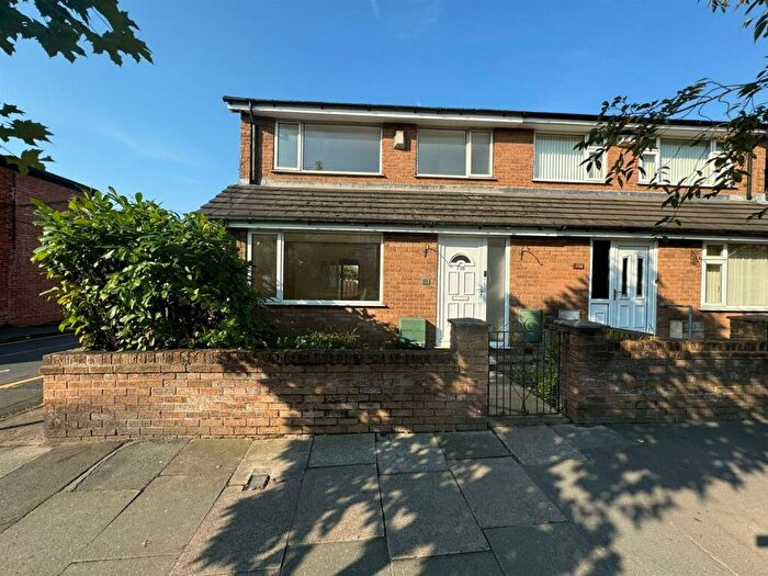 3 Bedroom House To Rent In Bolton Road, Pendlebury, Swinton, M27
