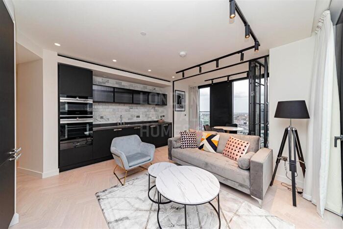 2 Bedroom Apartment To Rent In One Crown Place, Sun St, London, EC2A
