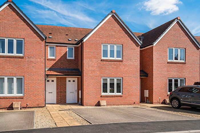 3 Bedroom Terraced House For Sale In The Hawthorns, Sutton Courtenay, OX14