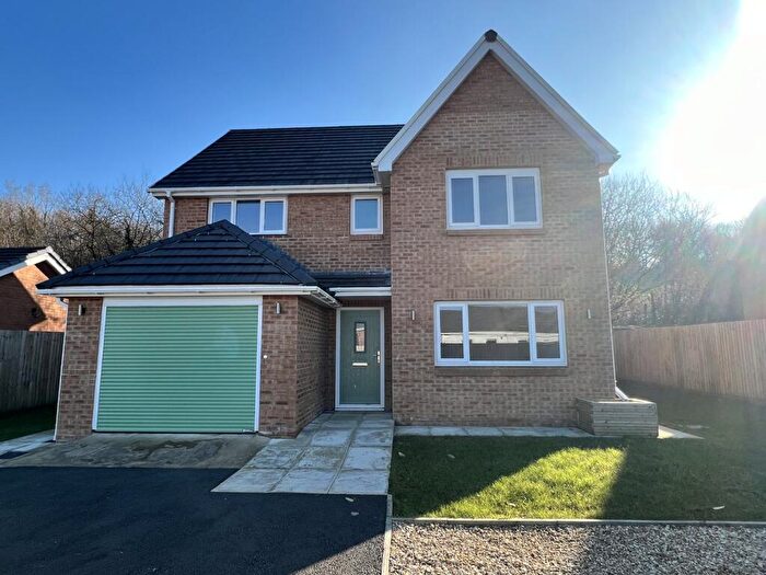 4 Bedroom Detached House For Sale In Bishop Road, Garnant, Ammanford, Carmarthenshire., SA18