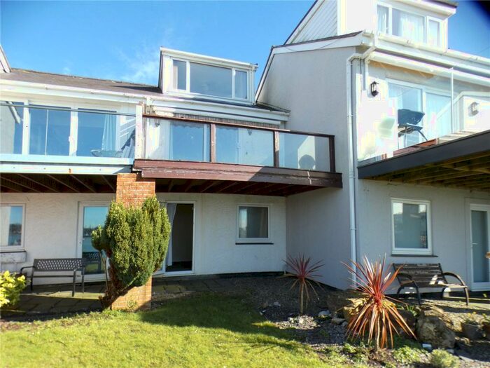 3 Bedroom Terraced House To Rent In Ffordd Glyder, Y Felinheli, Gwynedd, LL56