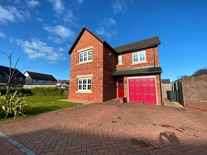 4 Bedroom Detached House To Rent In Brookwood Drive, PR4