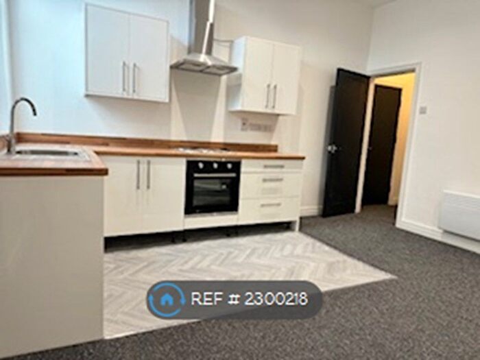 1 Bedroom Flat To Rent In Dickenson Road, Manchester, M13