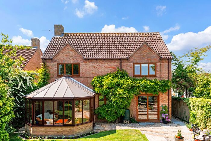 4 Bedroom Detached House For Sale In High Street, Arlingham, GL2