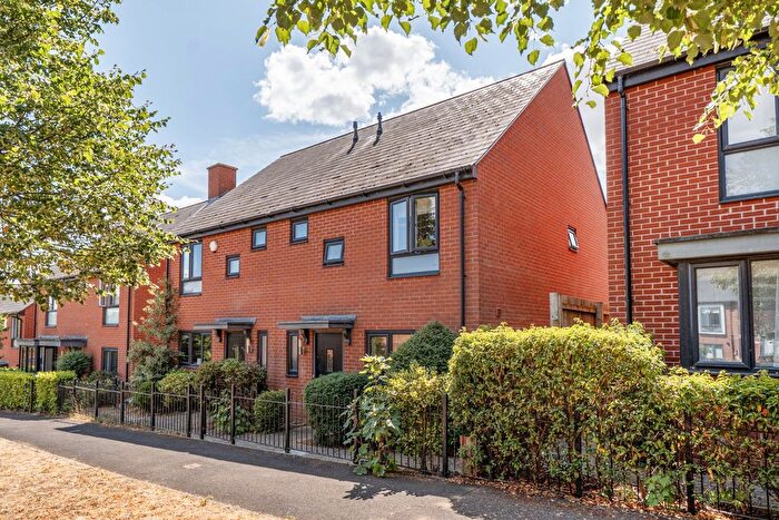 3 Bedroom Semi Detached House For Sale In Old Quarry Drive, Exminster, Exeter, EX6