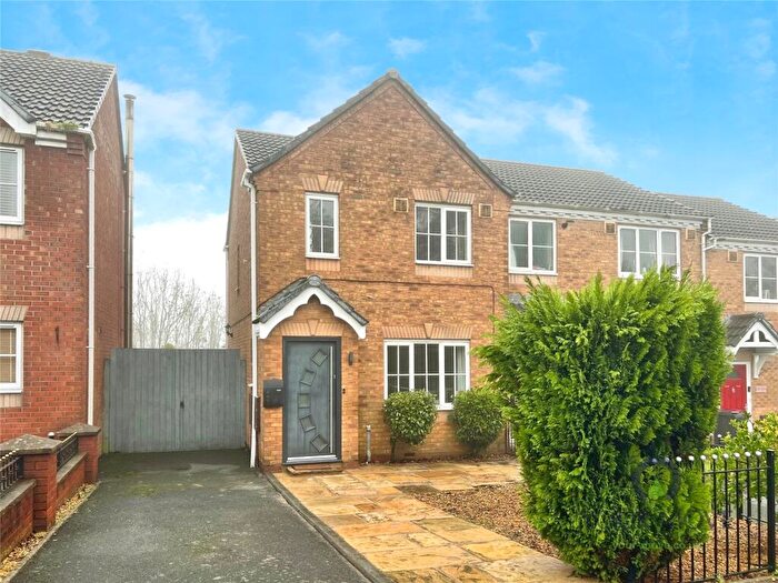 3 Bedroom Semi-Detached House For Sale In Richborough Drive, Dudley, West Midlands, DY1