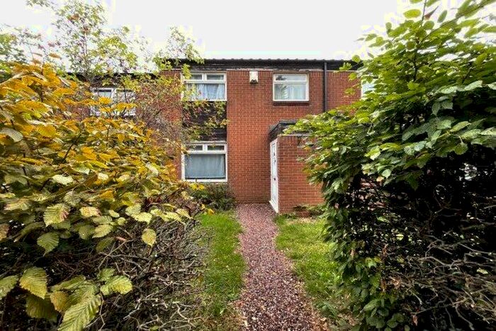 3 Bedroom Terraced House To Rent In Wast Hill Grove, Birmingham, B38