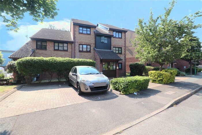 1 Bedroom Flat For Sale In Kenwyn Road, Dartford, Kent, DA1