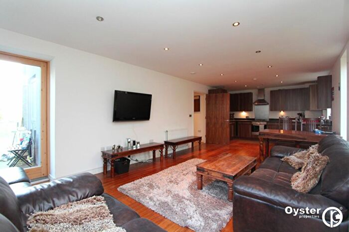 2 Bedroom Apartment To Rent In Douglas Close, Thorneycroft House, HA7