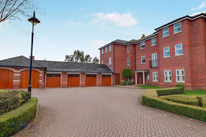 3 Bedroom Apartment For Sale In Ashbourne Drive, Weston, Crewe, CW2