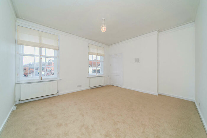 1 Bedroom Flat To Rent In Bridge Street, Caversham, RG4