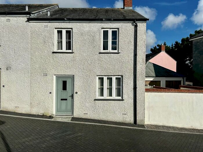 3 Bedroom Semi-Detached House To Rent In Bownder Marhaus, Tregunnel Hill, Newquay, TR7