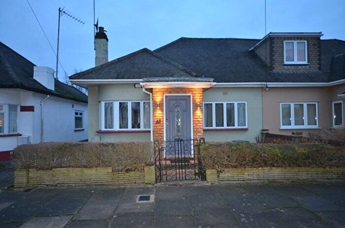 2 Bedroom Semi-Detached Bungalow To Rent In Kinloch Drive, London, NW9
