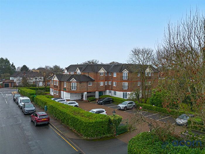 2 Bedroom Flat For Sale In Bartholomew Court, Longcrofte Road, Edgware, HA8