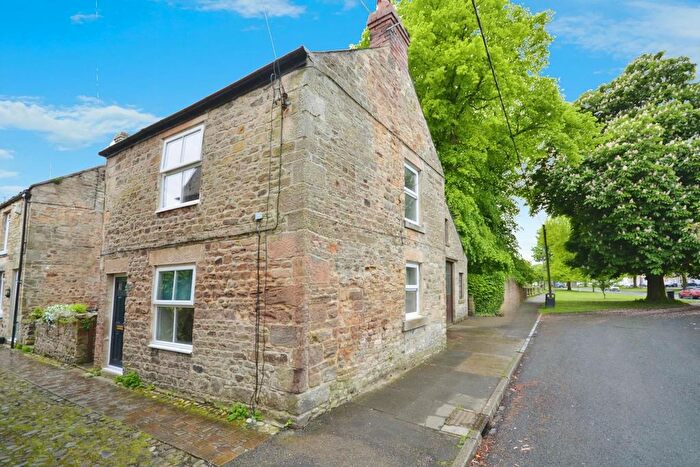 2 Bedroom Semi-Detached House For Sale In South Green, Staindrop, Darlington, DL2