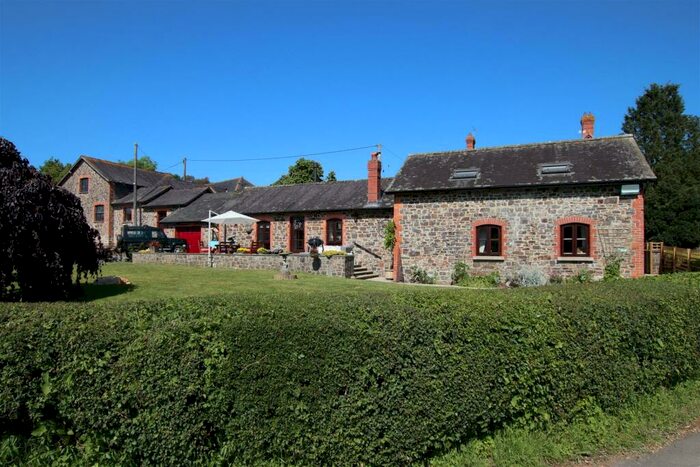 3 Bedroom Detached House For Sale In Taw Valley, Umberleigh, EX37