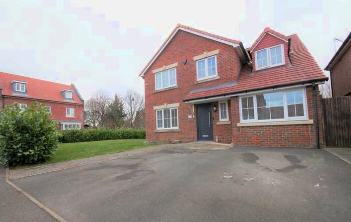 4 Bedroom Detached House To Rent In Hertford Close, Croxley Green, Rickmansworth, WD3