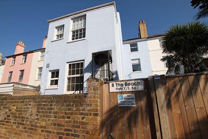 1 Bedroom Flat For Sale In Walmer, CT14