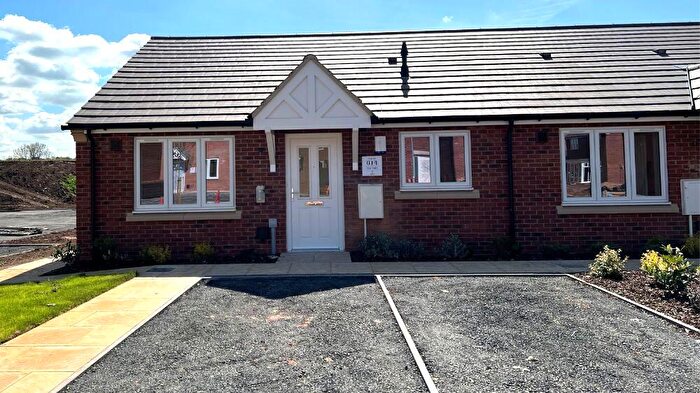 2 Bedroom Bungalow For Sale In Shelford Road, Radcliffe-On-Trent, NG12