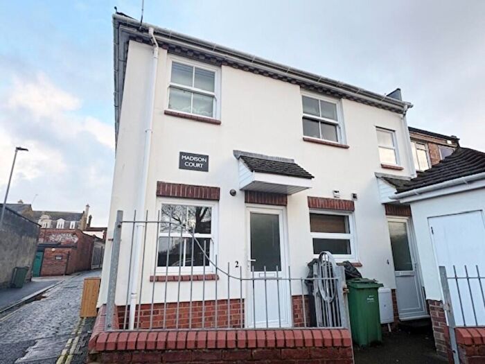 1 Bedroom Flat To Rent In Heathfield Road, North End, PO2