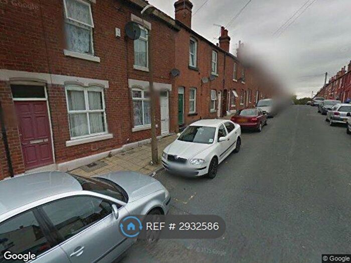 3 Bedroom Terraced House To Rent In Swarcliffe Road, Sheffield, S9