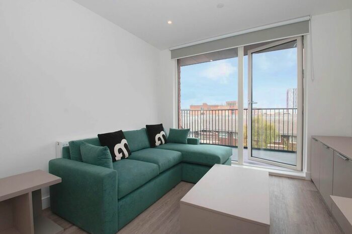 1 Bedroom Flat To Rent In The Barker, Shadwell Street, B4