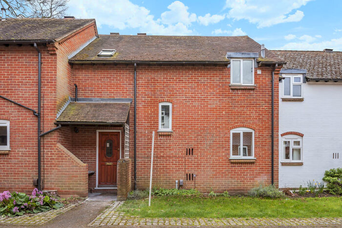 3 Bedroom Terraced House To Rent In Laurel Farm Close, Headington, OX3