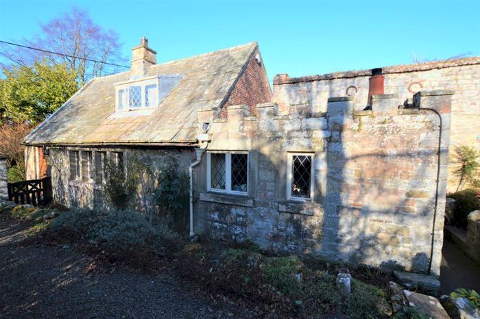 2 Bedroom Cottage For Sale In Lesbury, Alnwick, NE66