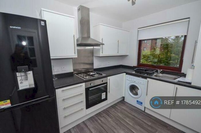 2 Bedroom Flat To Rent In Market Court, Kilsyth, Glasgow, G65