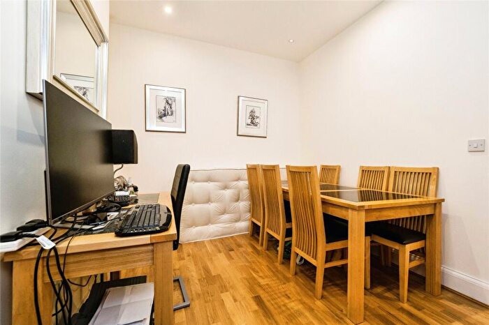 3 Bedroom Terraced House For Sale In Ravenhill Road, London, E13