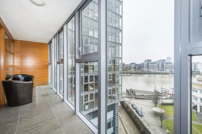 1 Bedroom Apartment To Rent In Lombard Road London, SW11