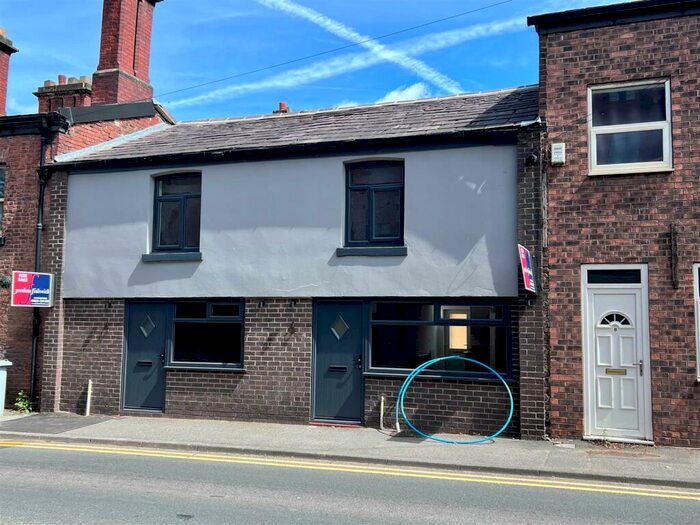 2 Bedroom Terraced House To Rent In Cross Street, Macclesfield, SK11