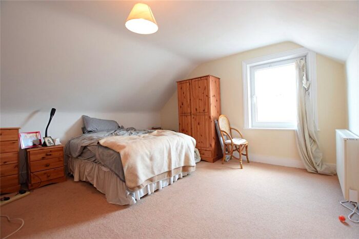 1 Bedroom Flat To Rent In Basingstoke Road, Reading, Berkshire, RG2