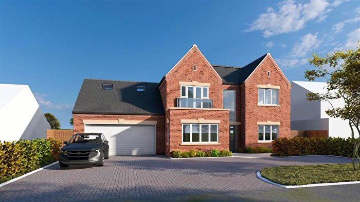 4 Bedroom Detached House For Sale In Roe Hill, Woodborough, Nottinghamshire, NG14