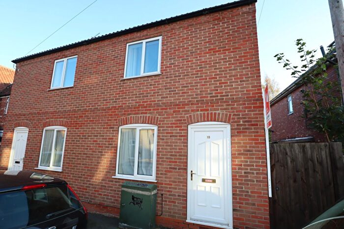 2 Bedroom Semi-Detached House To Rent In Spital Street, Lincoln, LN1