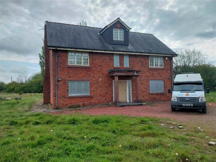 6 Bedroom Detached House For Sale In Aldford Road, Huntington, Chester, CH3