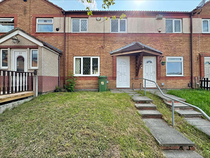 3 Bedroom Terraced House To Rent In Raynville Walk, Bramley, LS13