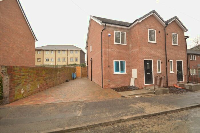 3 Bedroom Semi-Detached House To Rent In Sweetbriar Road, Wolverhampton, West Midlands, WV2