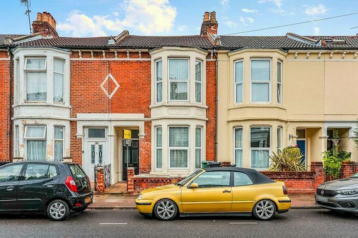 5 Bedroom Detached House To Rent In Lawrence Road, Southsea, Hampshire, PO5