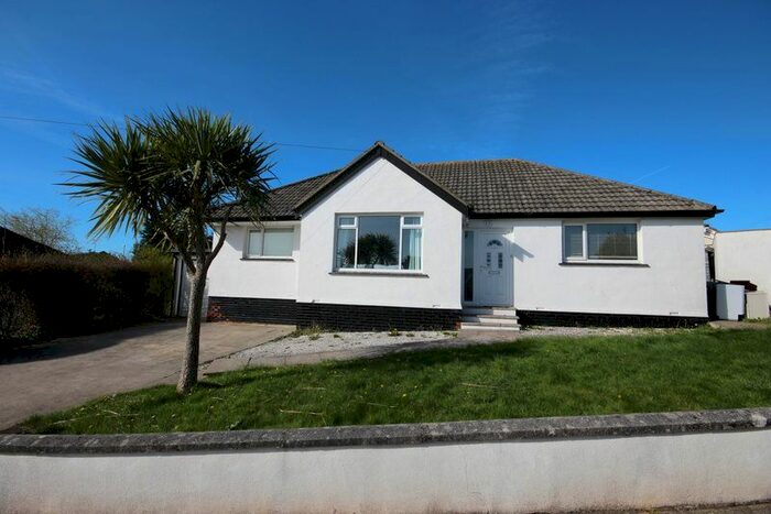 3 Bedroom Bungalow To Rent In Duchy Drive, Preston, Paignton, TQ3