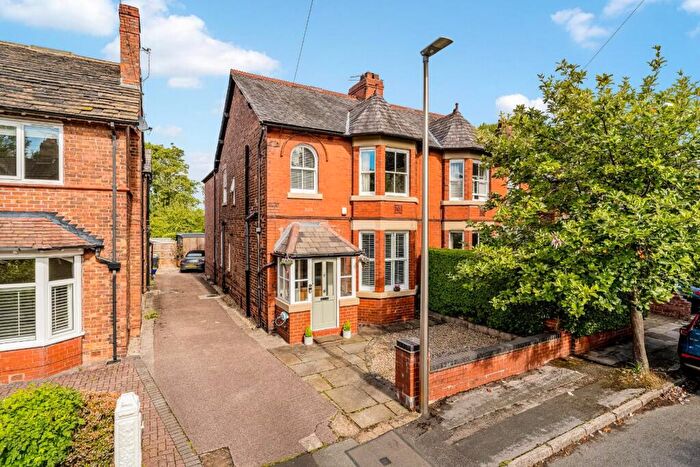 4 Bedroom Semi-Detached House For Sale In Bridgefield Avenue, Wilmslow, SK9