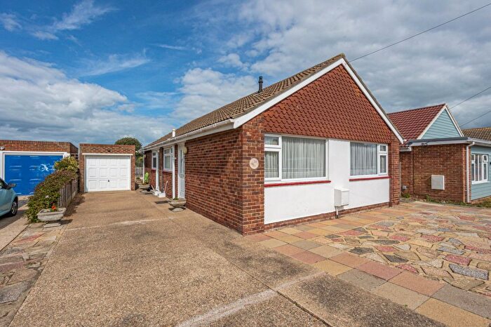 3 Bedroom Bungalow For Sale In Queen Berthas Avenue, Birchington, Kent, CT7