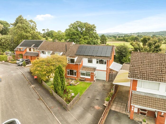 4 Bedroom Detached House For Sale In Cortay Park, Llanyre, Llandrindod Wells, Powys, LD1