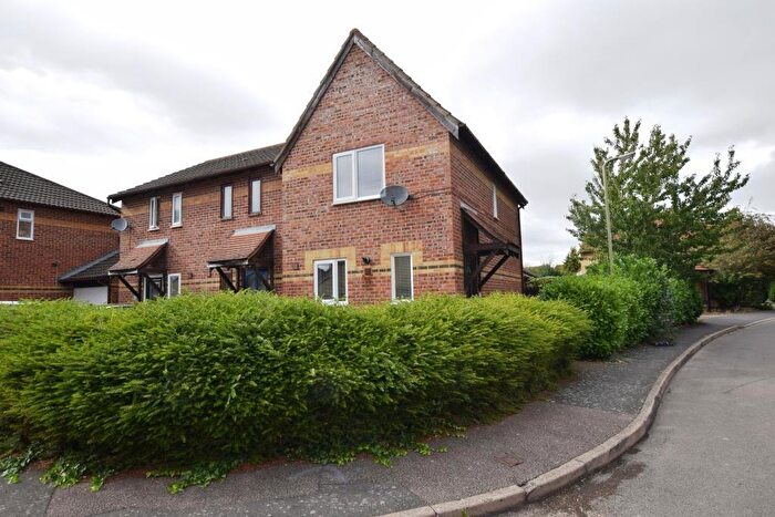 2 Bedroom End Of Terrace House To Rent In Conifer Drive, Bicester, Oxfordshire, OX26