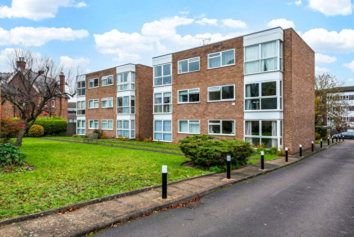 2 Bedroom Flat To Rent In Highview Road, Sidcup, DA14
