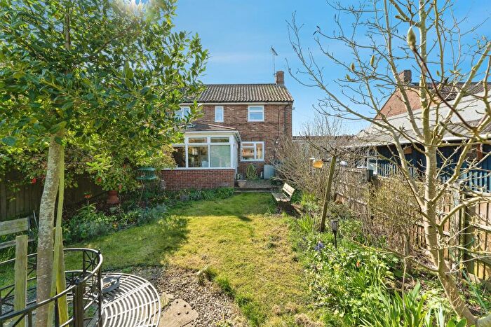 3 Bedroom Semi Detached House For Sale In School Lane, Northwold, Thetford, IP26