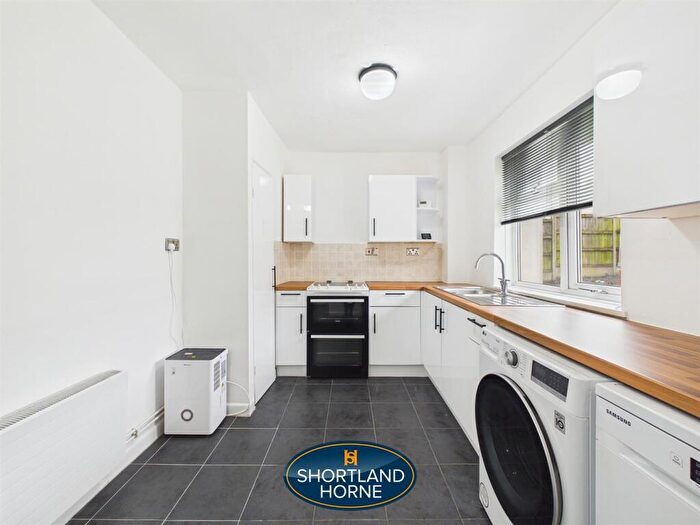 2 Bedroom Apartment To Rent In Pinnock Place, Tile Hill, Coventry, CV4
